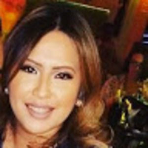 Meet your Posher, Zoila